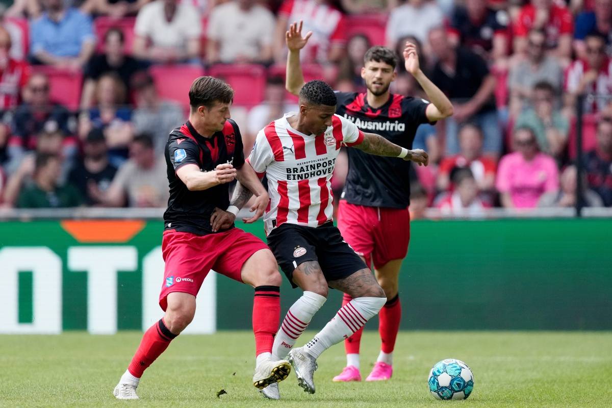 他的出现不 他的出现不