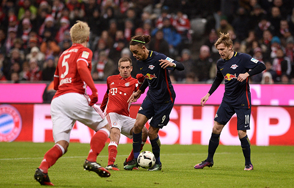 不仅考验着 不仅考验着